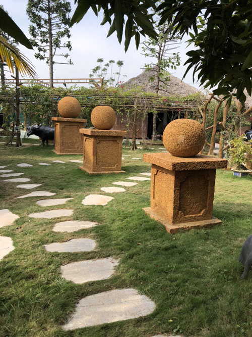 cột trang trí bằng đá ong