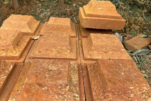 Gạch đá ong trang trí